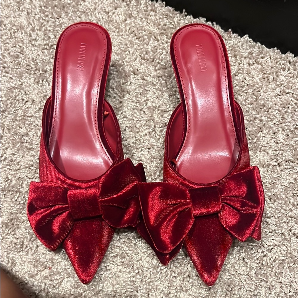 Elegant Red Velvet Bow Mules